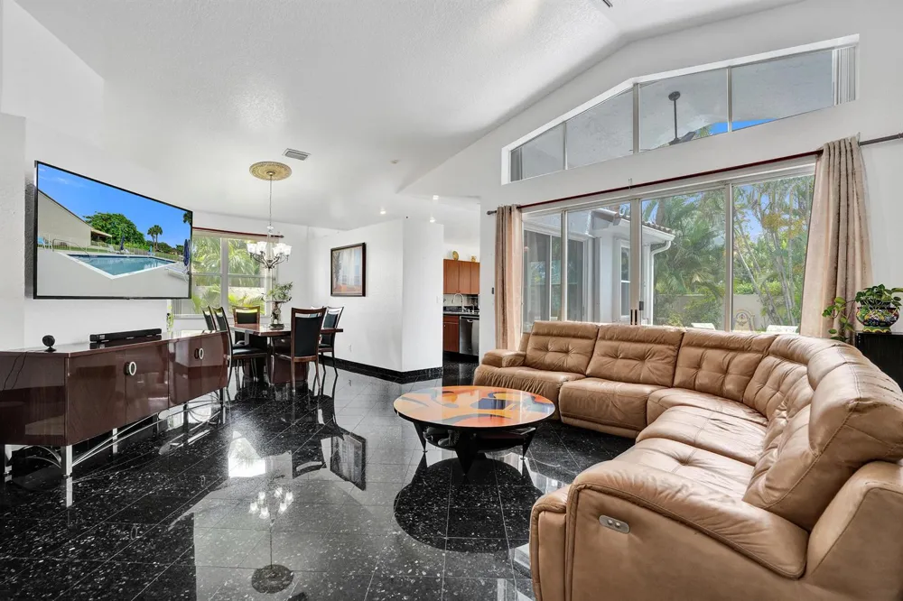 3274 NW 22ND AVENUE Oakland Park, FL 33309