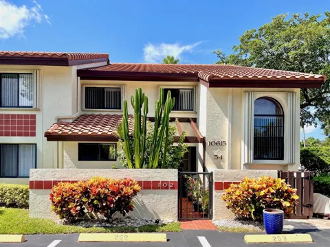 10615 Ocean Palm Way #102