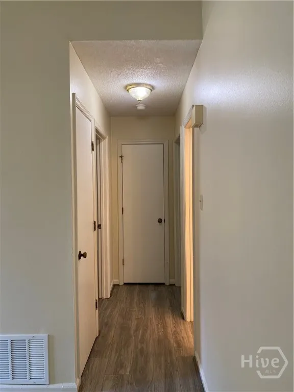 7 Belfair Drive Savannah, GA 31419