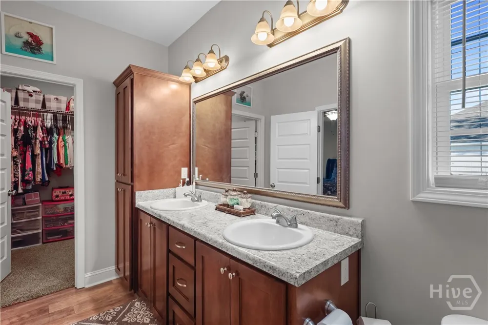 301 Tallulah Bend Ellabell, GA 31308