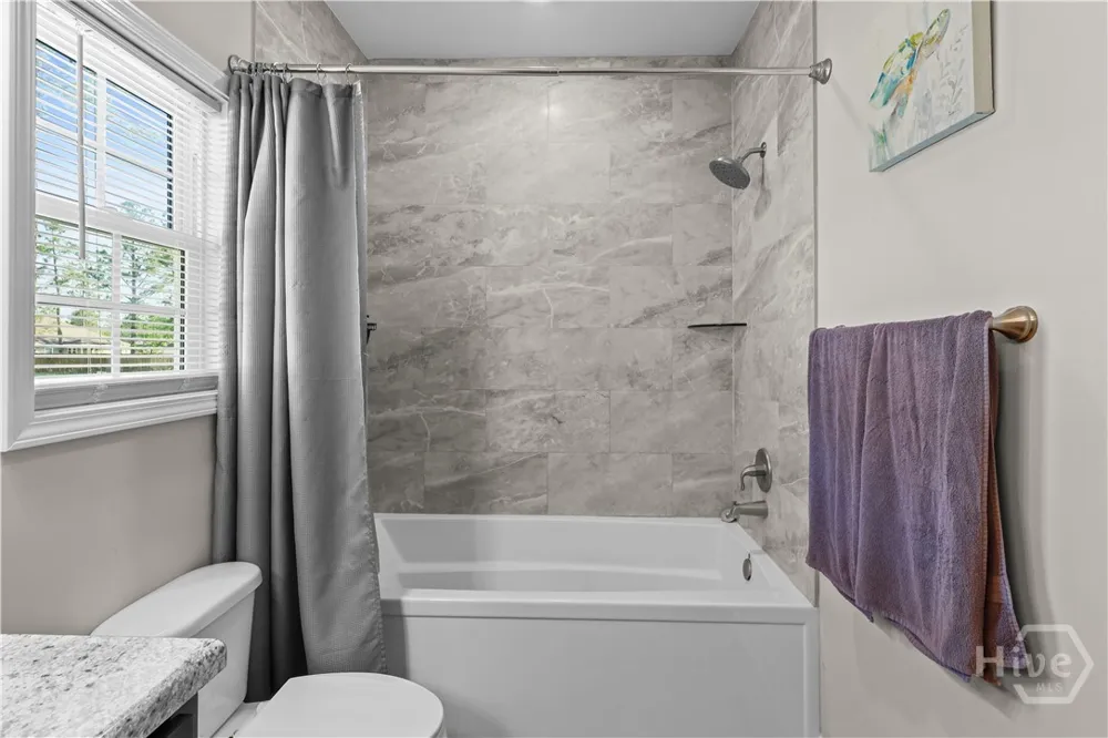301 Tallulah Bend Ellabell, GA 31308
