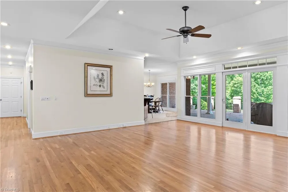 404 Ararat Road Pilot Mountain, NC 27041