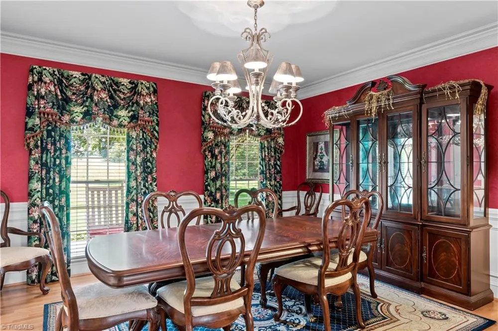 404 Ararat Road Pilot Mountain, NC 27041