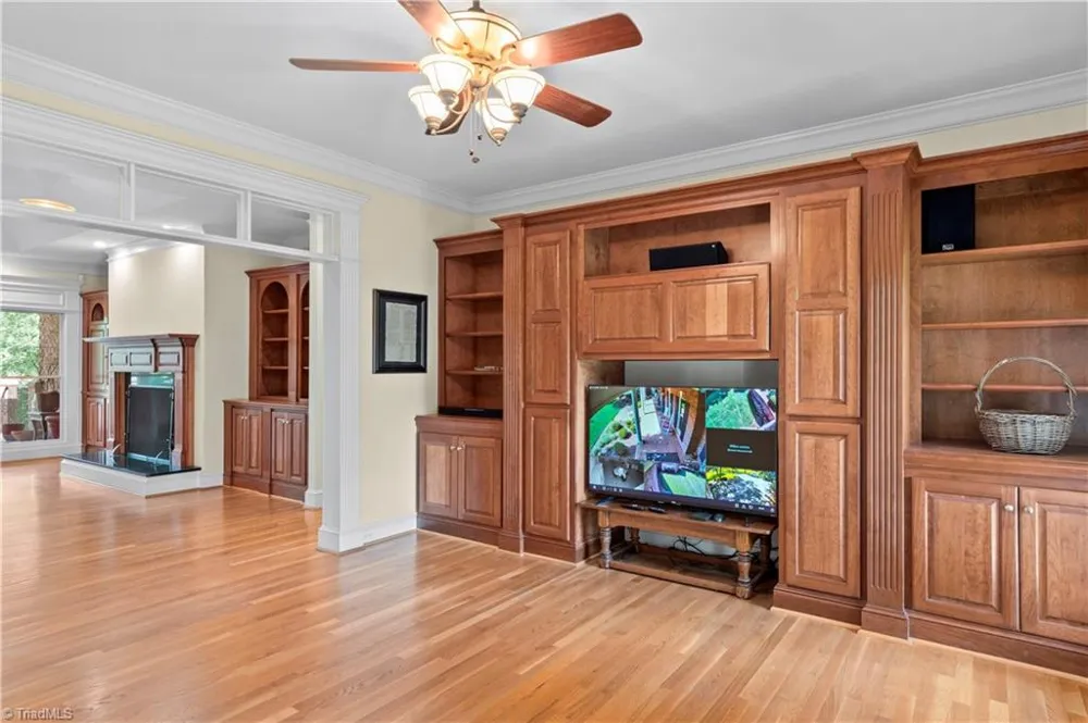 404 Ararat Road Pilot Mountain, NC 27041