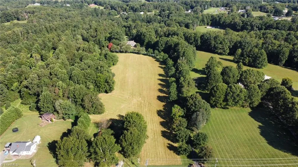 404 Ararat Road Pilot Mountain, NC 27041