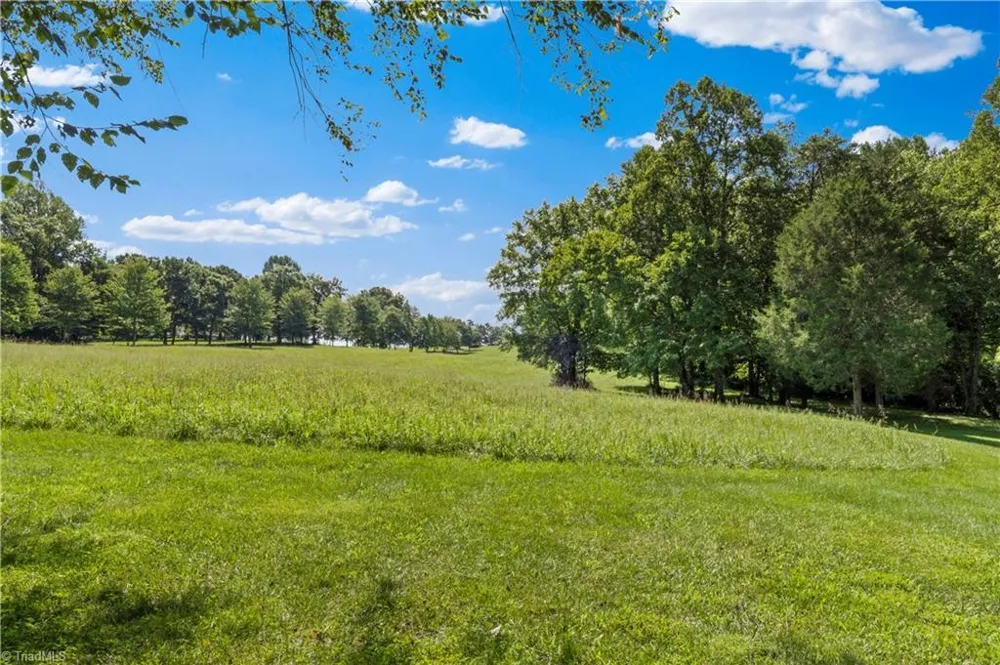 404 Ararat Road Pilot Mountain, NC 27041