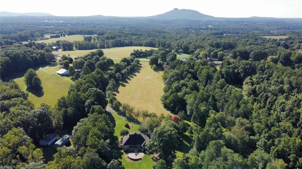 404 Ararat Road Pilot Mountain, NC 27041
