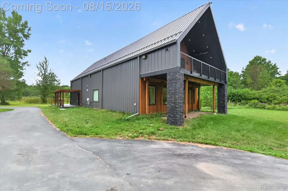 44336 Robson Road Van Buren Charter Township, MI 48111