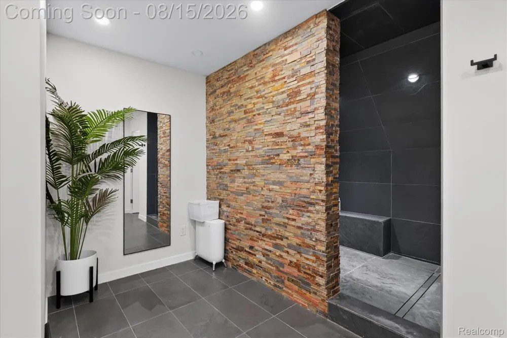 44336 Robson Road Van Buren Charter Township, MI 48111