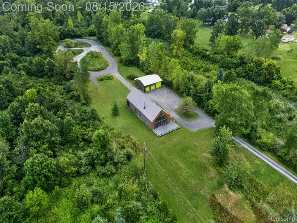 44336 Robson Road Van Buren Charter Township, MI 48111