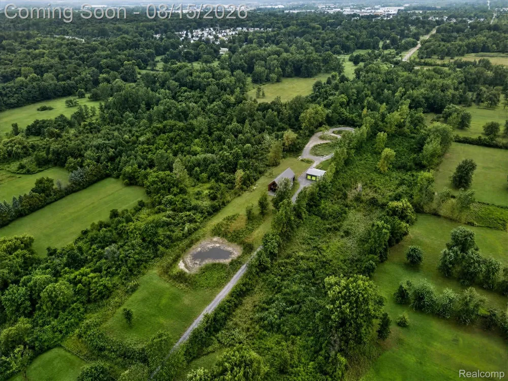 44336 Robson Road Van Buren Charter Township, MI 48111