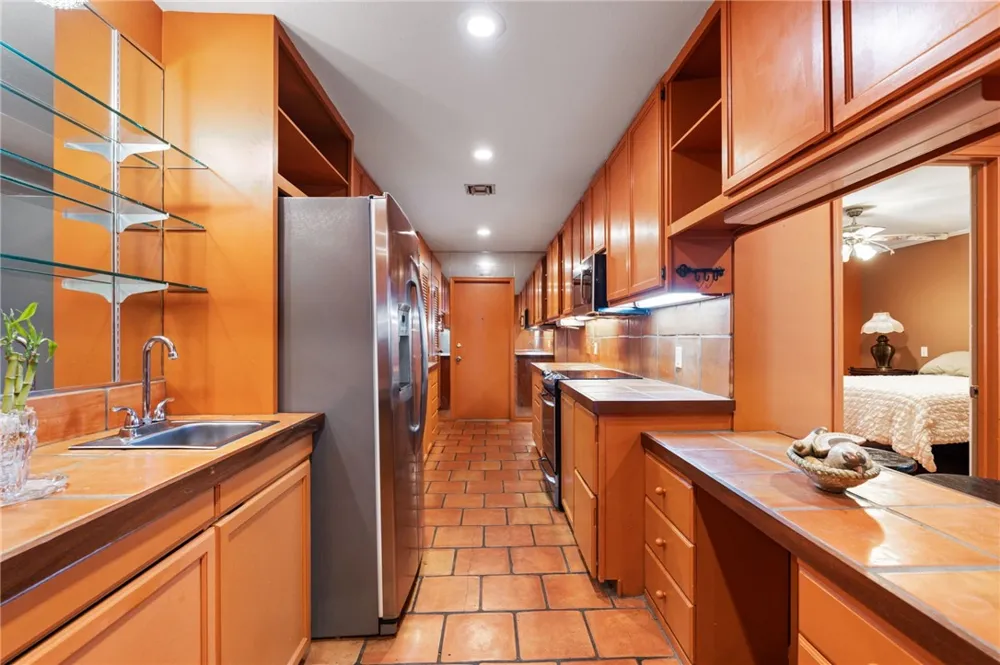45 Rock Creek Drive Corpus Christi, TX 78412