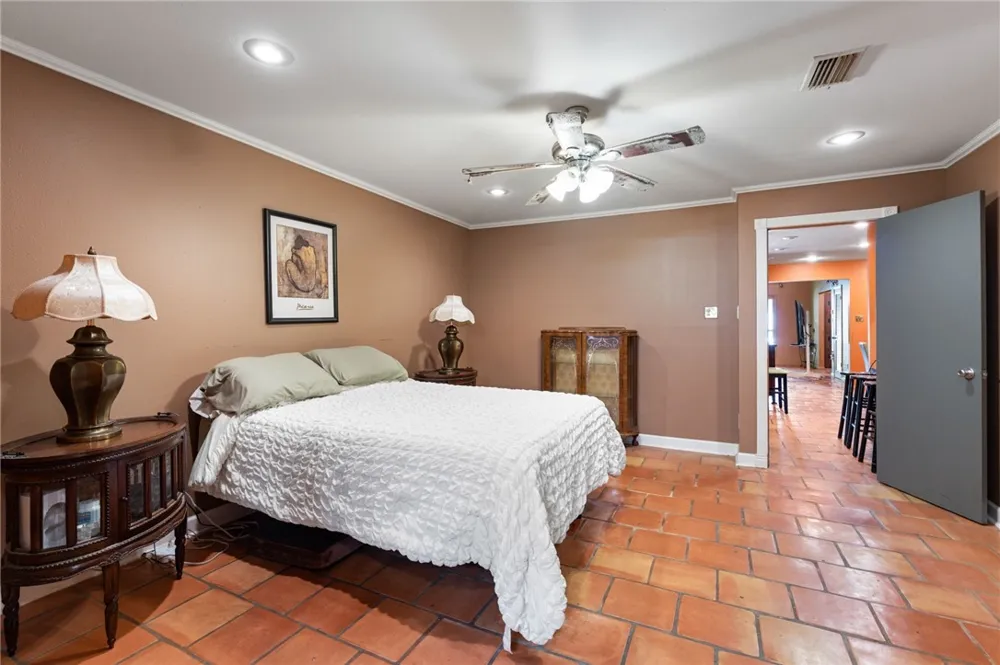 45 Rock Creek Drive Corpus Christi, TX 78412