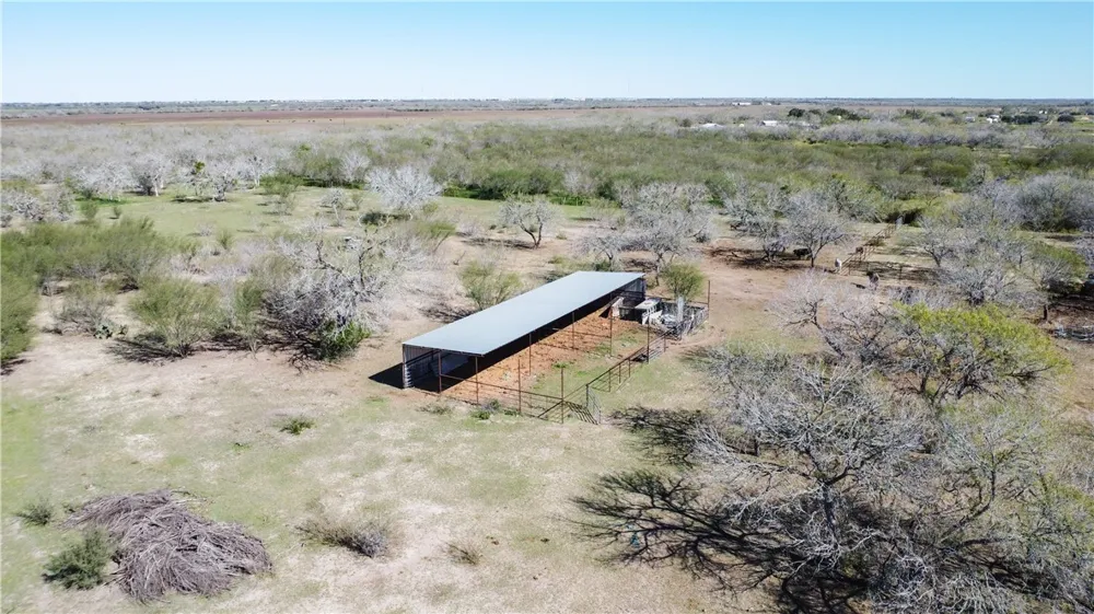 23250 CR 1038 Mathis, TX 78368