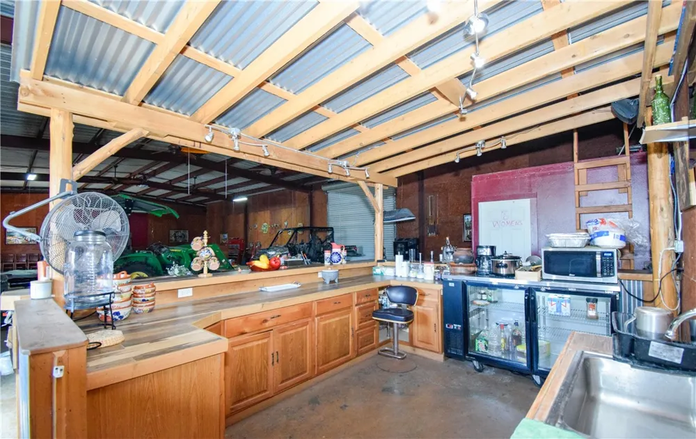 23250 CR 1038 Mathis, TX 78368