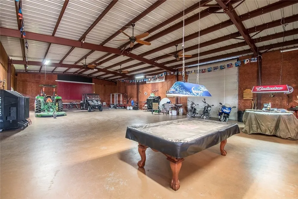 23250 CR 1038 Mathis, TX 78368