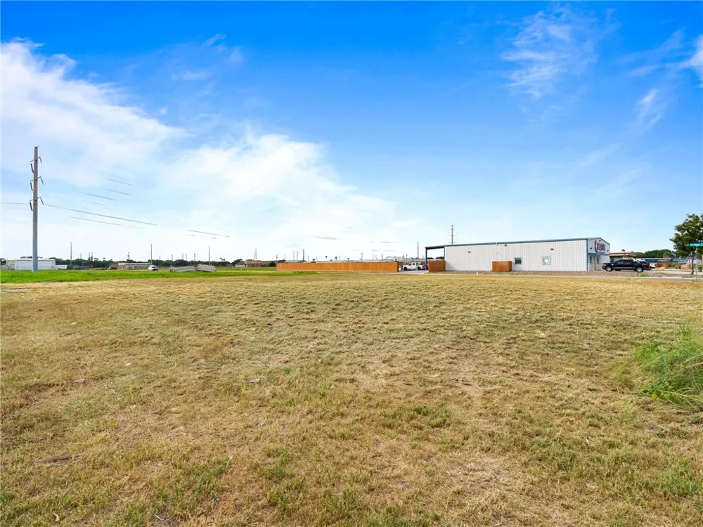5710 La Playa Street Corpus Christi, TX 78414
