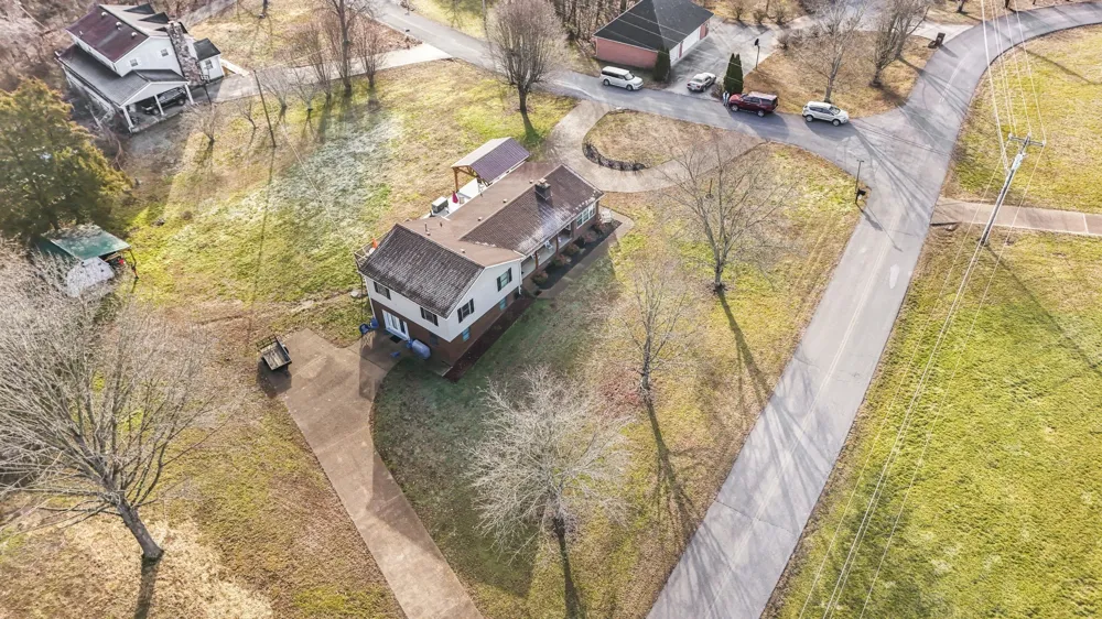 55 Morris Dr Carthage, TN 37030