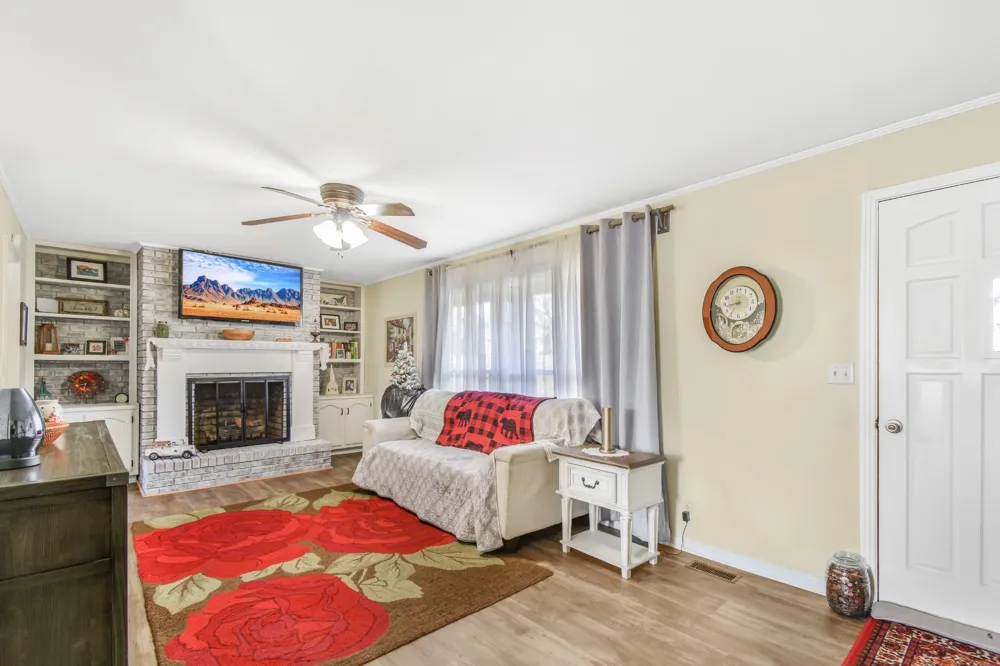 55 Morris Dr Carthage, TN 37030