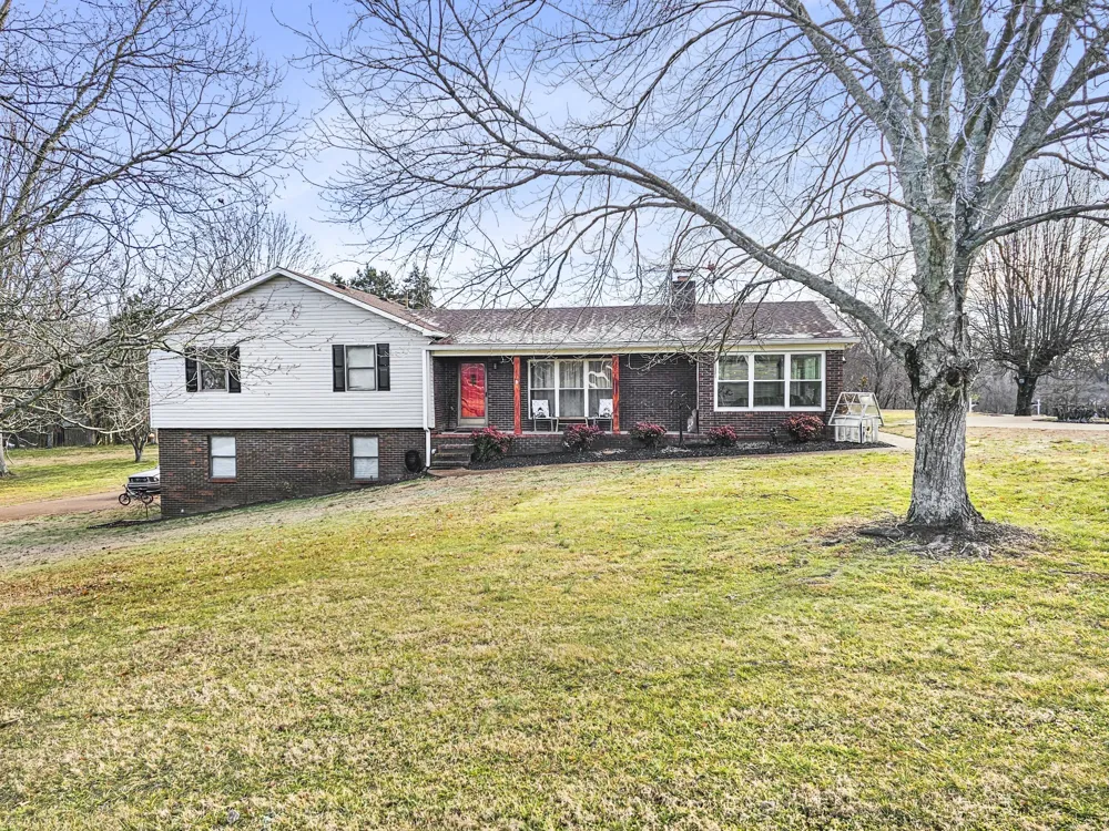 55 Morris Dr Carthage, TN 37030