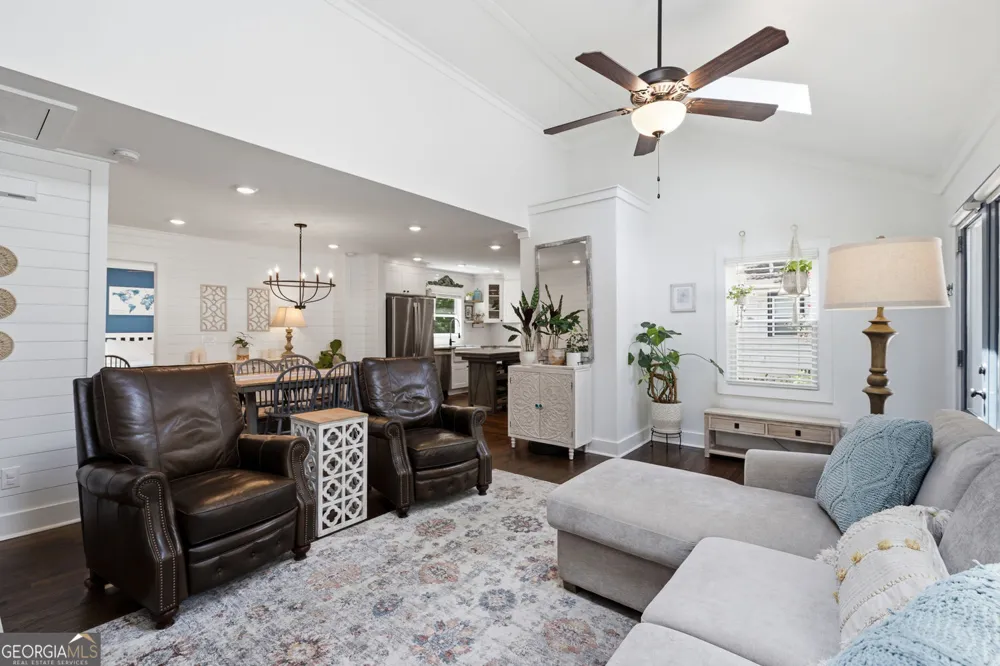 2344 Old Spring RD SE Smyrna, GA 30080