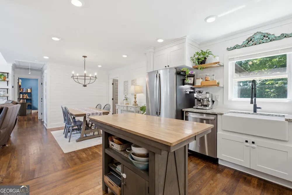 2344 Old Spring RD SE Smyrna, GA 30080