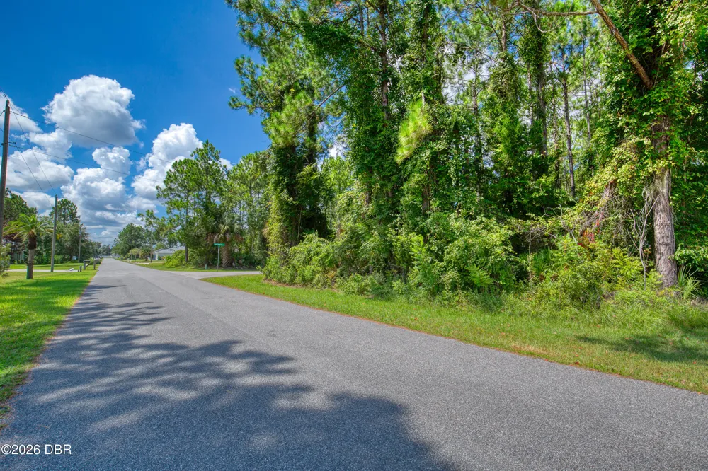32 Uhl Path Palm Coast, FL 32164