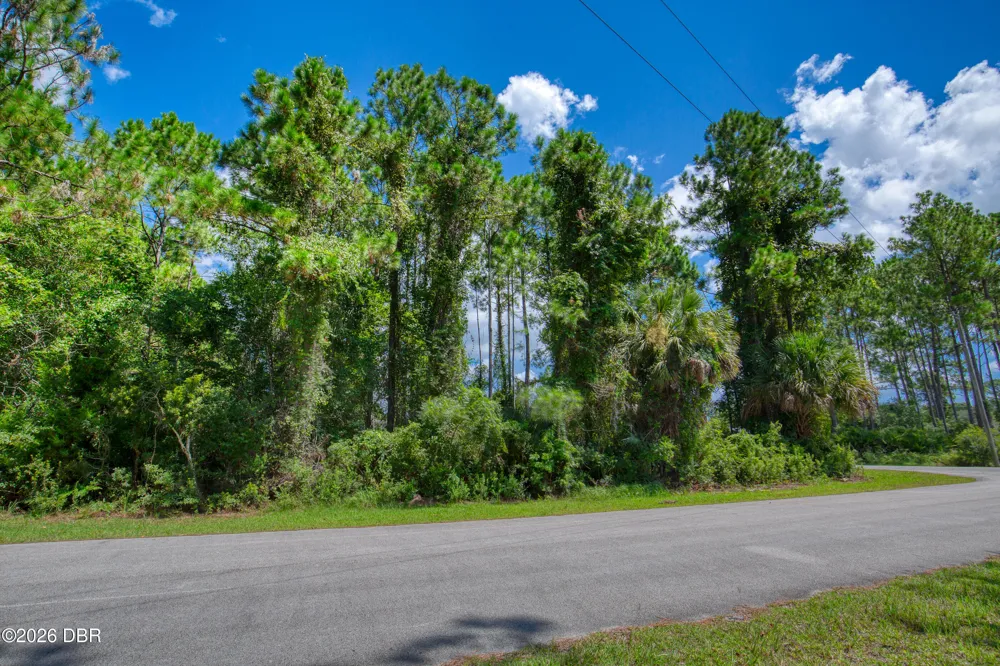 32 Uhl Path Palm Coast, FL 32164