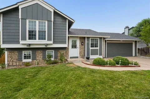 5832 S Netherland Circle