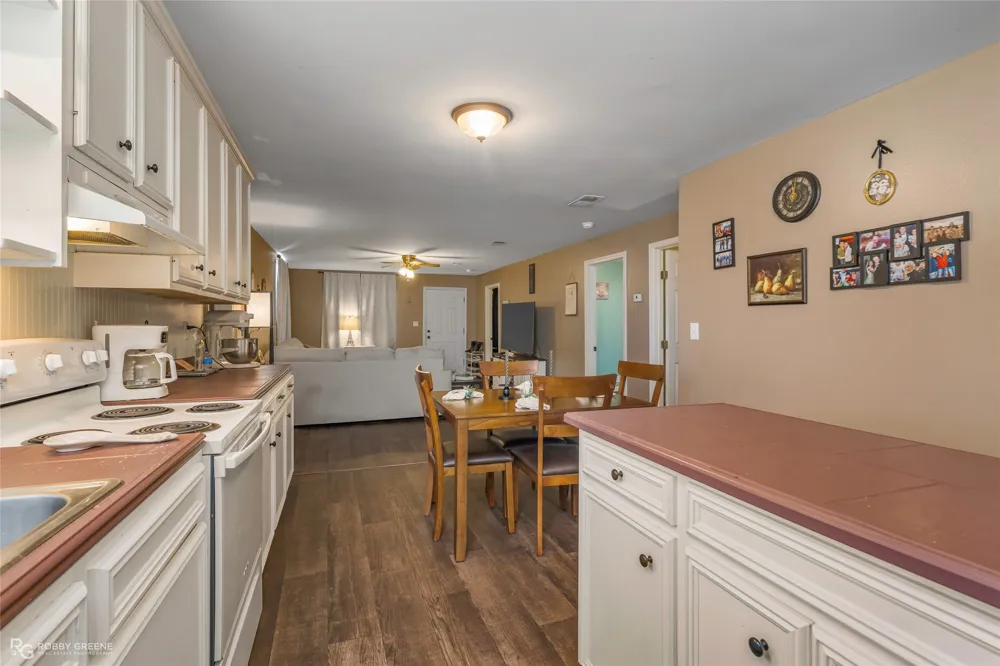10461 Jersey Gold Road Keithville, LA 71047