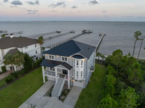 1610 Winding Shore Drive