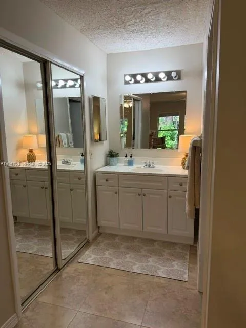 8187 SE Fox Hill Pl Hobe Sound, FL 33455