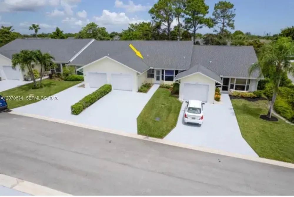 8187 SE Fox Hill Pl Hobe Sound, FL 33455