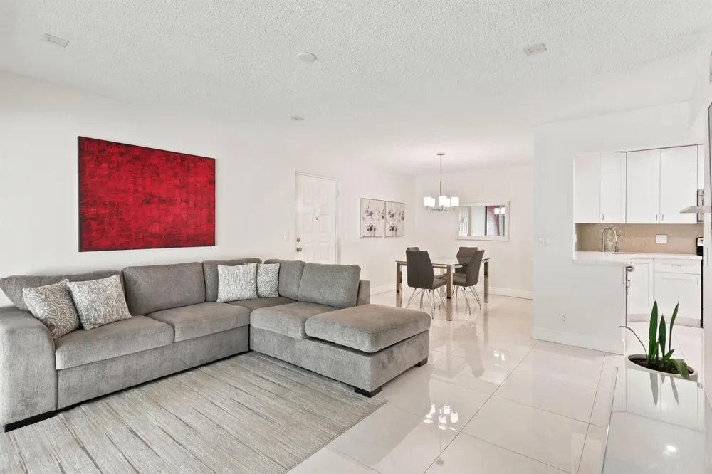 609 SEA PINE WAY #F2 