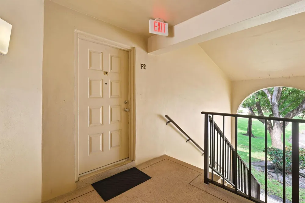 609 SEA PINE WAY #F2 