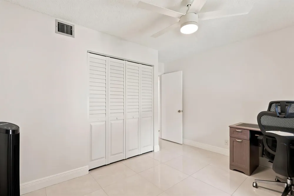 609 SEA PINE WAY #F2 