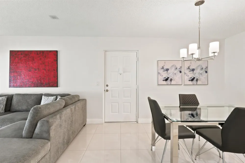 609 SEA PINE WAY #F2 