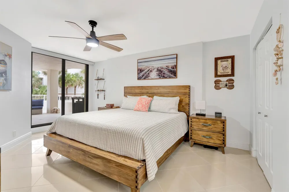 176 HELIOS #108 Jupiter, FL 33477
