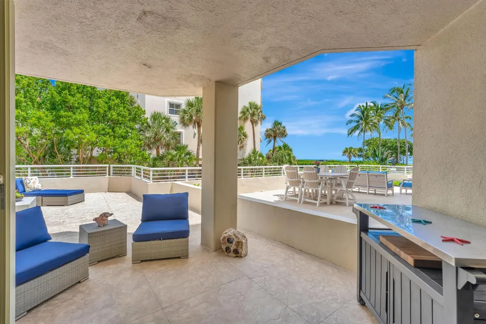 176 HELIOS #108 Jupiter, FL 33477