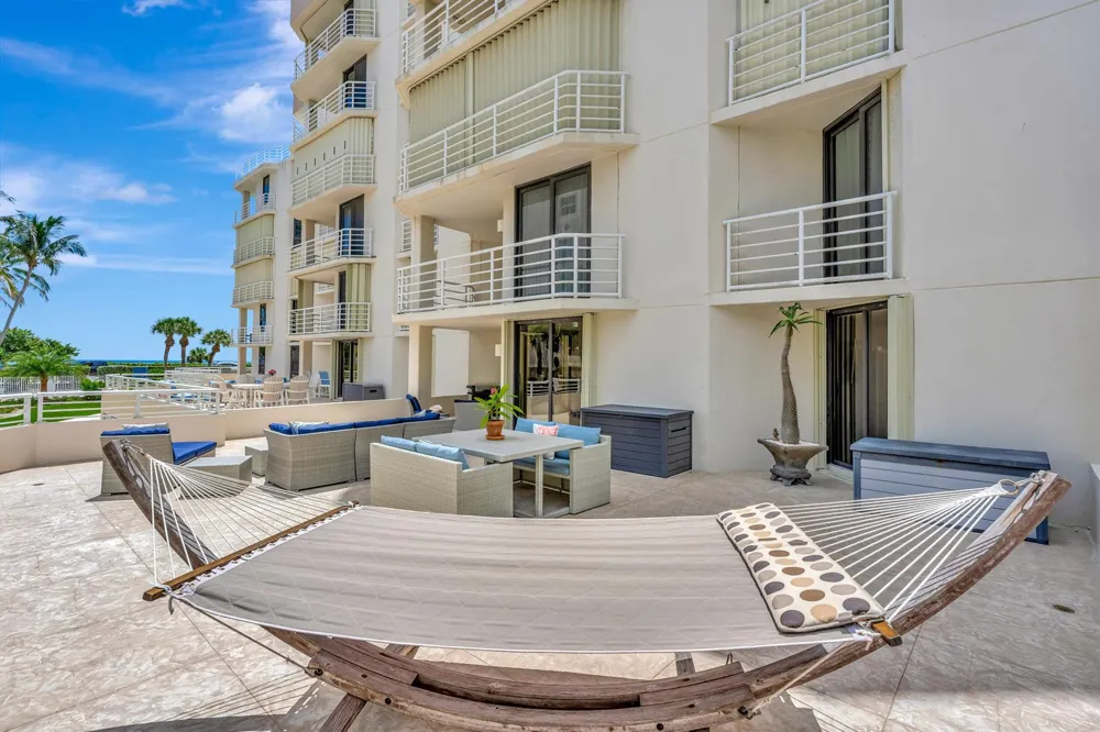 176 HELIOS #108 Jupiter, FL 33477