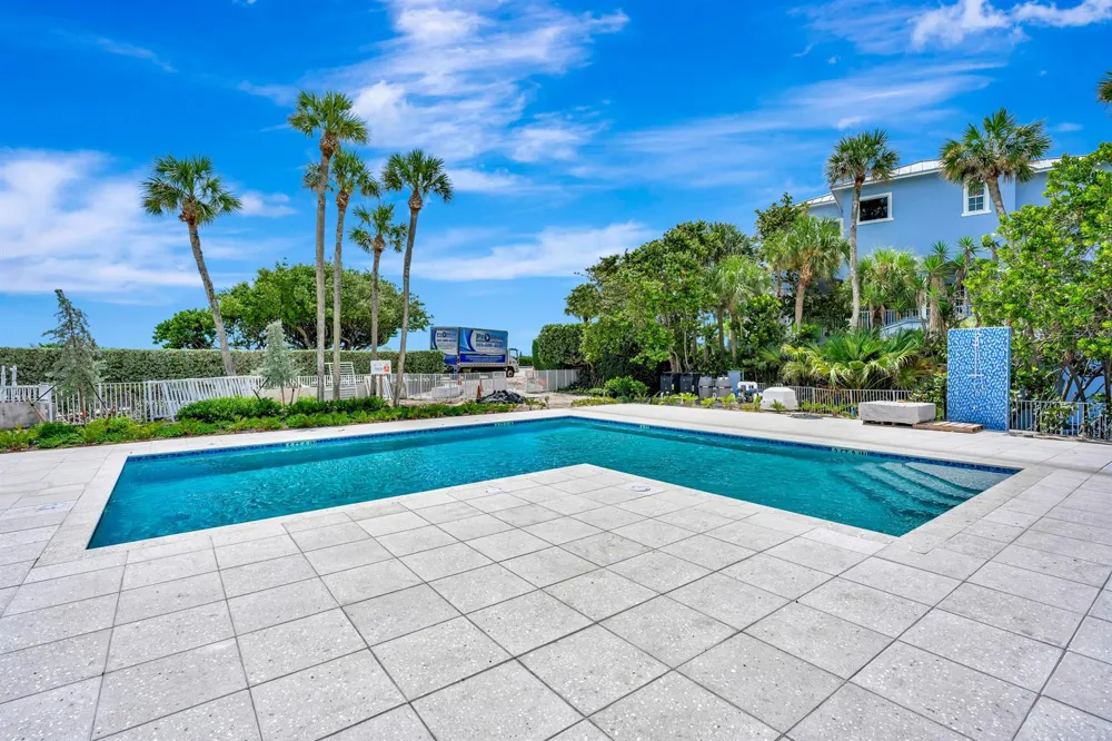 176 HELIOS #108 Jupiter, FL 33477