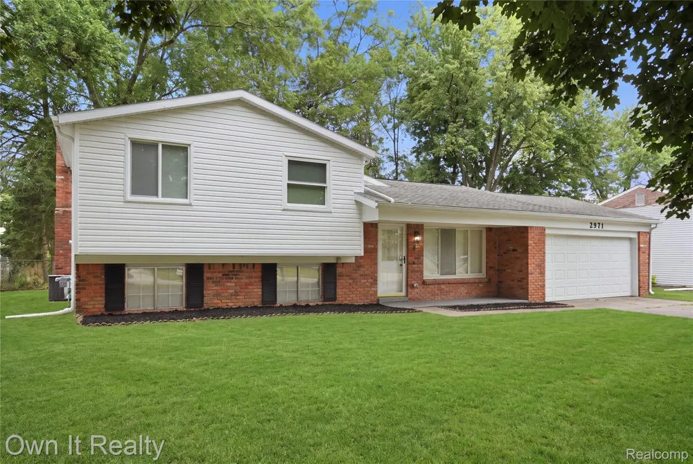 2971 Sleaford Drive Waterford Charter Township, MI 48329