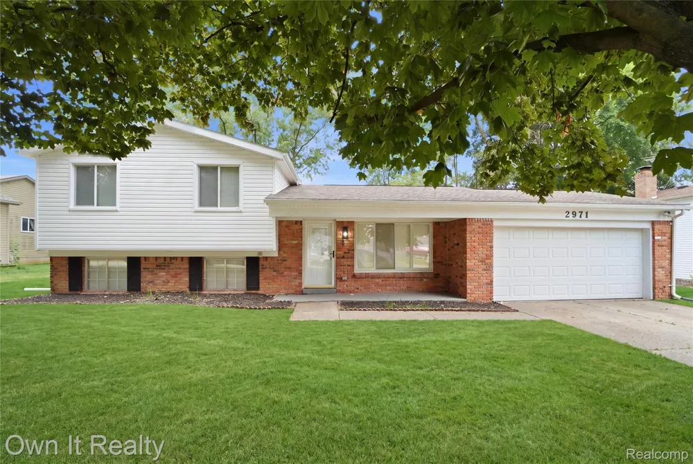 2971 Sleaford Drive Waterford Charter Township, MI 48329
