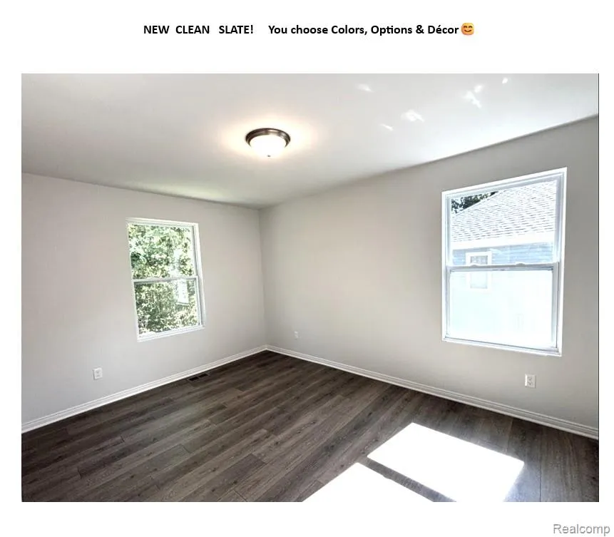 225 Whispering Pines Drive Fenton City, MI 48430
