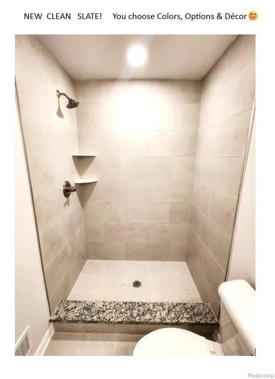 225 Whispering Pines Drive Fenton City, MI 48430
