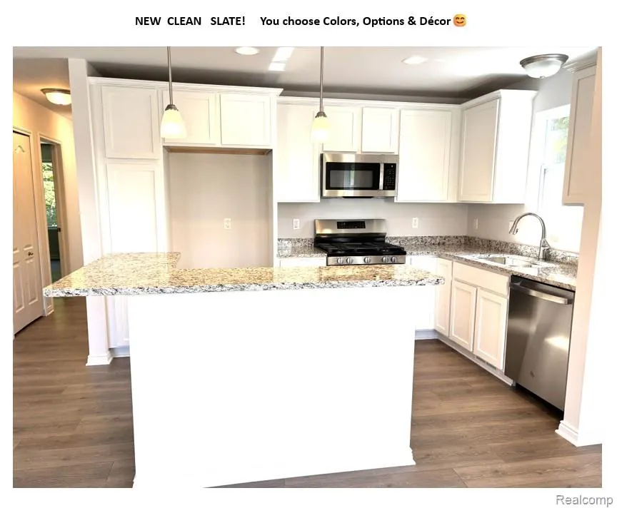 225 Whispering Pines Drive Fenton City, MI 48430