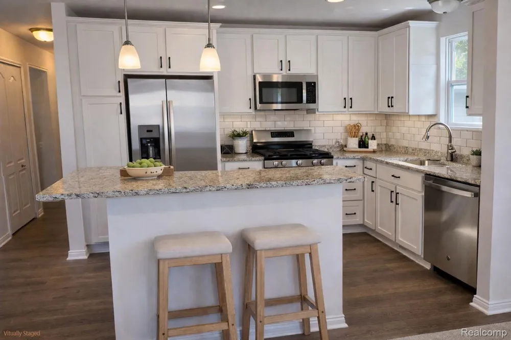 225 Whispering Pines Drive Fenton City, MI 48430