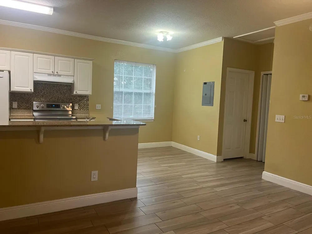 341 SOUTHERN PECAN CIRCLE #201 Winter Garden, FL 34787