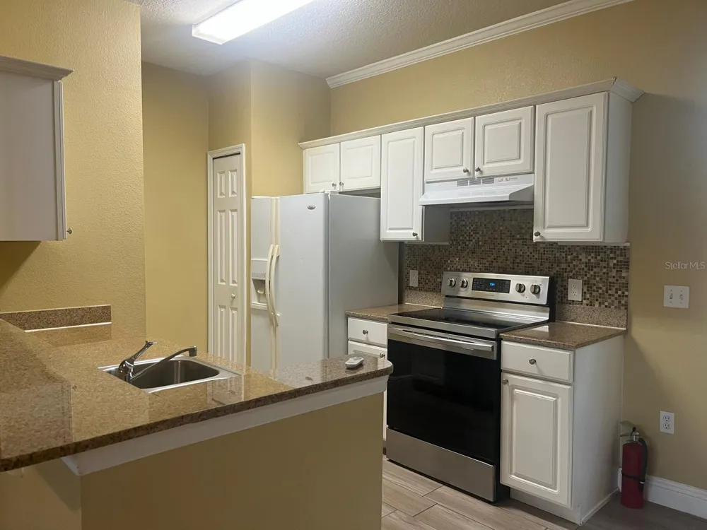 341 SOUTHERN PECAN CIRCLE #201 Winter Garden, FL 34787
