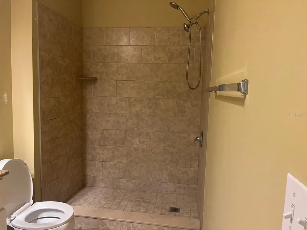 341 SOUTHERN PECAN CIRCLE #201 Winter Garden, FL 34787